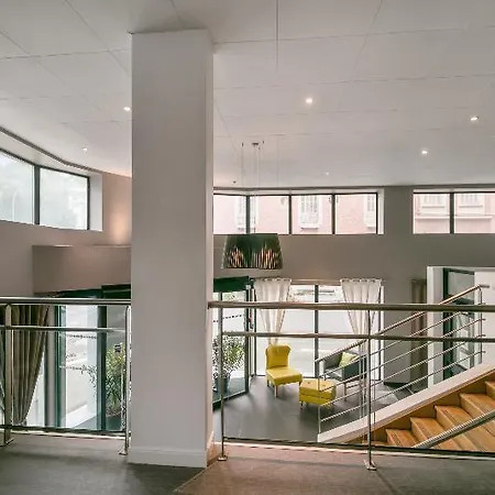 Zenitude Hôtel-résidences Lorda Hotel