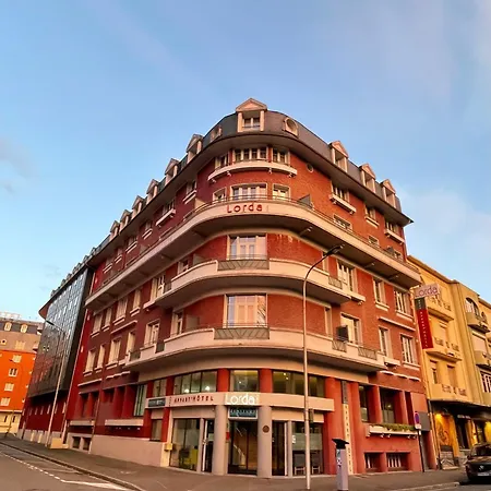 Zenitude Hôtel-résidences Lorda Hotel 4*