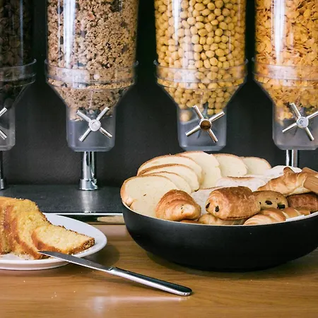 Comfort Lorda 호텔 4*